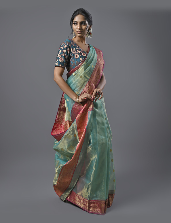 Bottle Green Chanderi Handloom Saree Set Design by Zal From Benaras at  Pernia's Pop Up Shop 2024