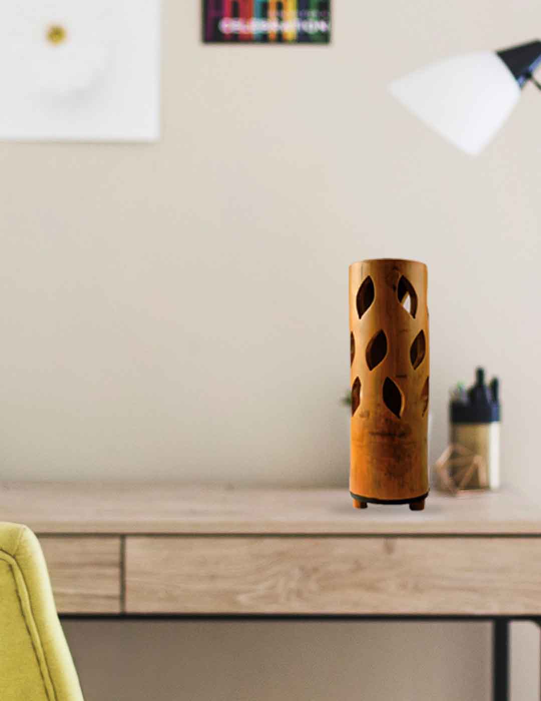 Bamboo Leaf Motif engraved Table Lamp