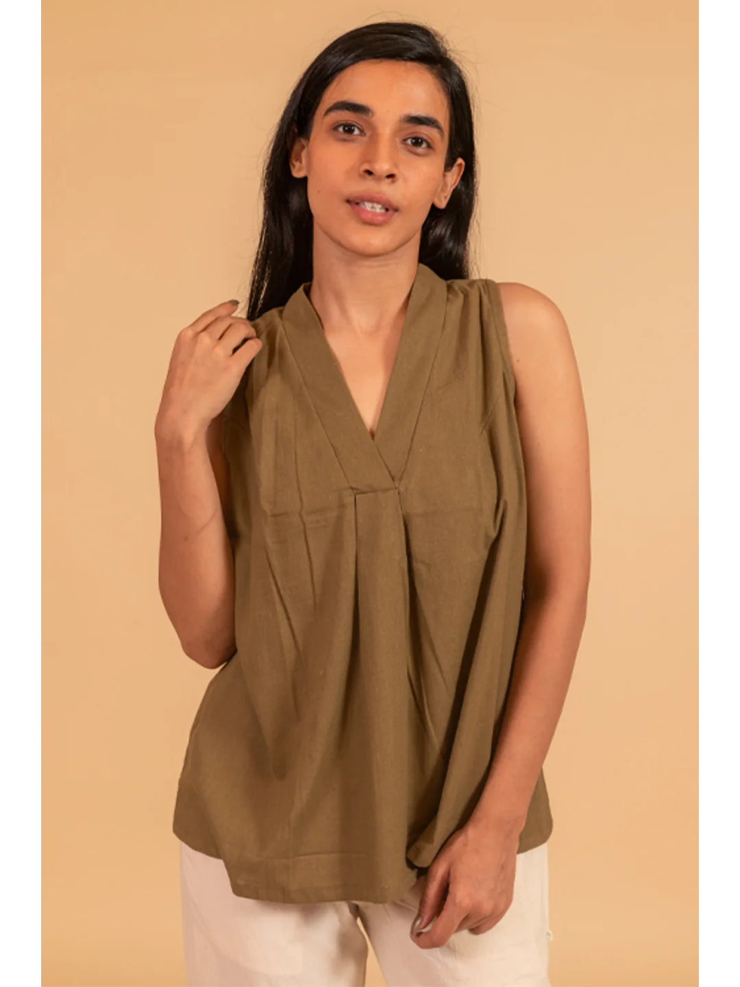 V NECK INCUT SLEEVE TOP KHAKHI